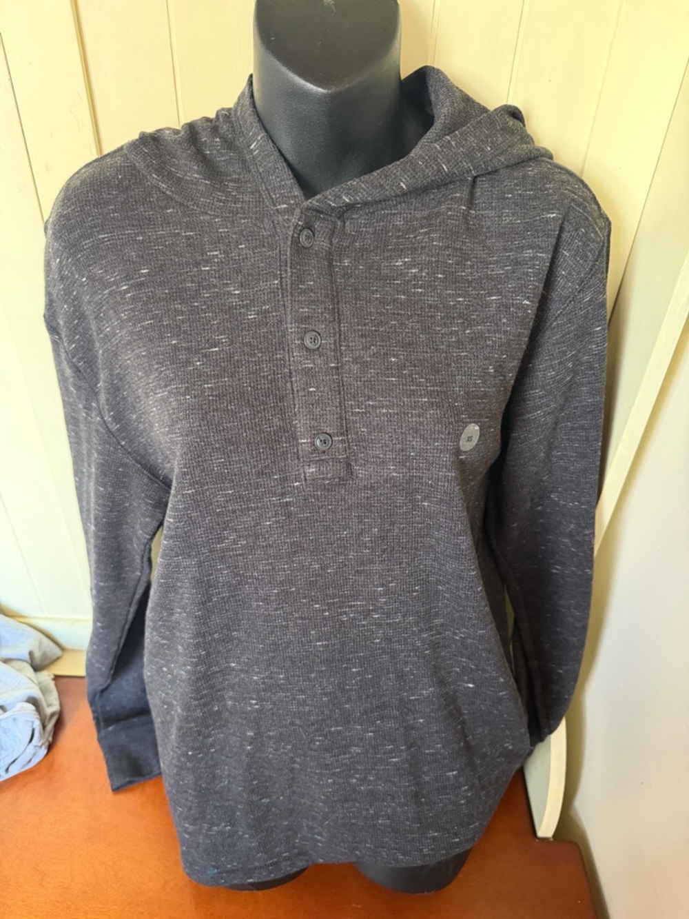 Aeropostale Charcoal Speckled Henley Hoodie